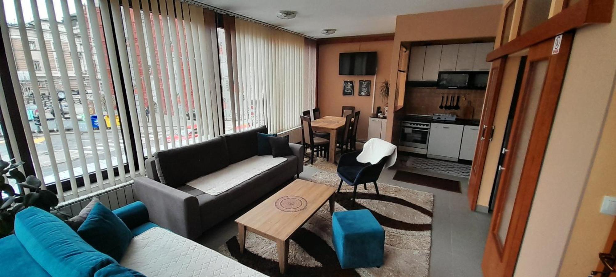 Center Drvenija Apartment